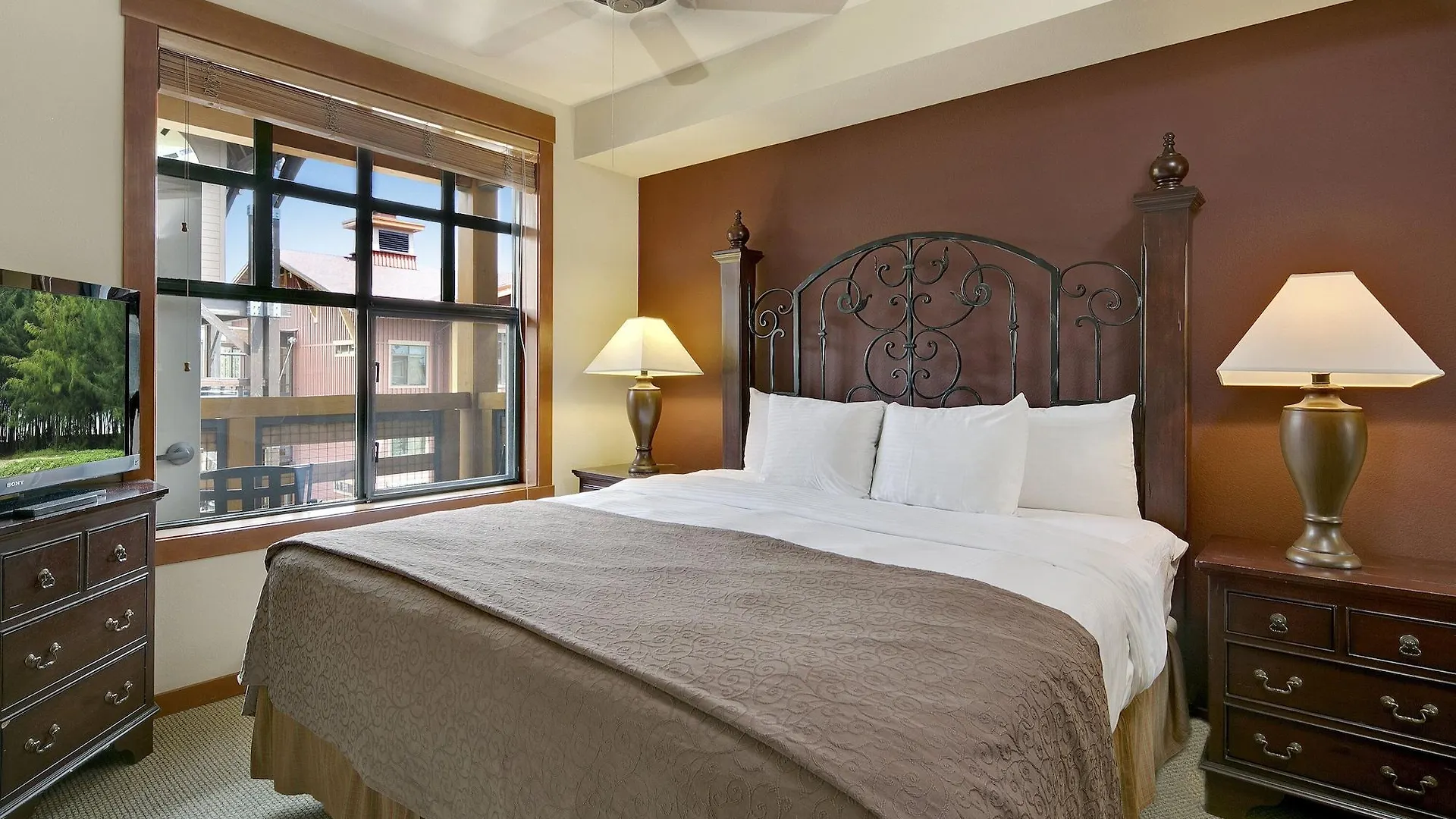 The Village Lodge Mammoth Lakes Feriested