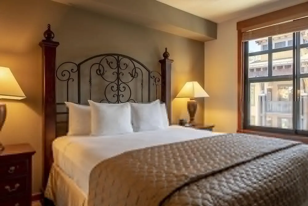 The Village Lodge Mammoth Lakes USA