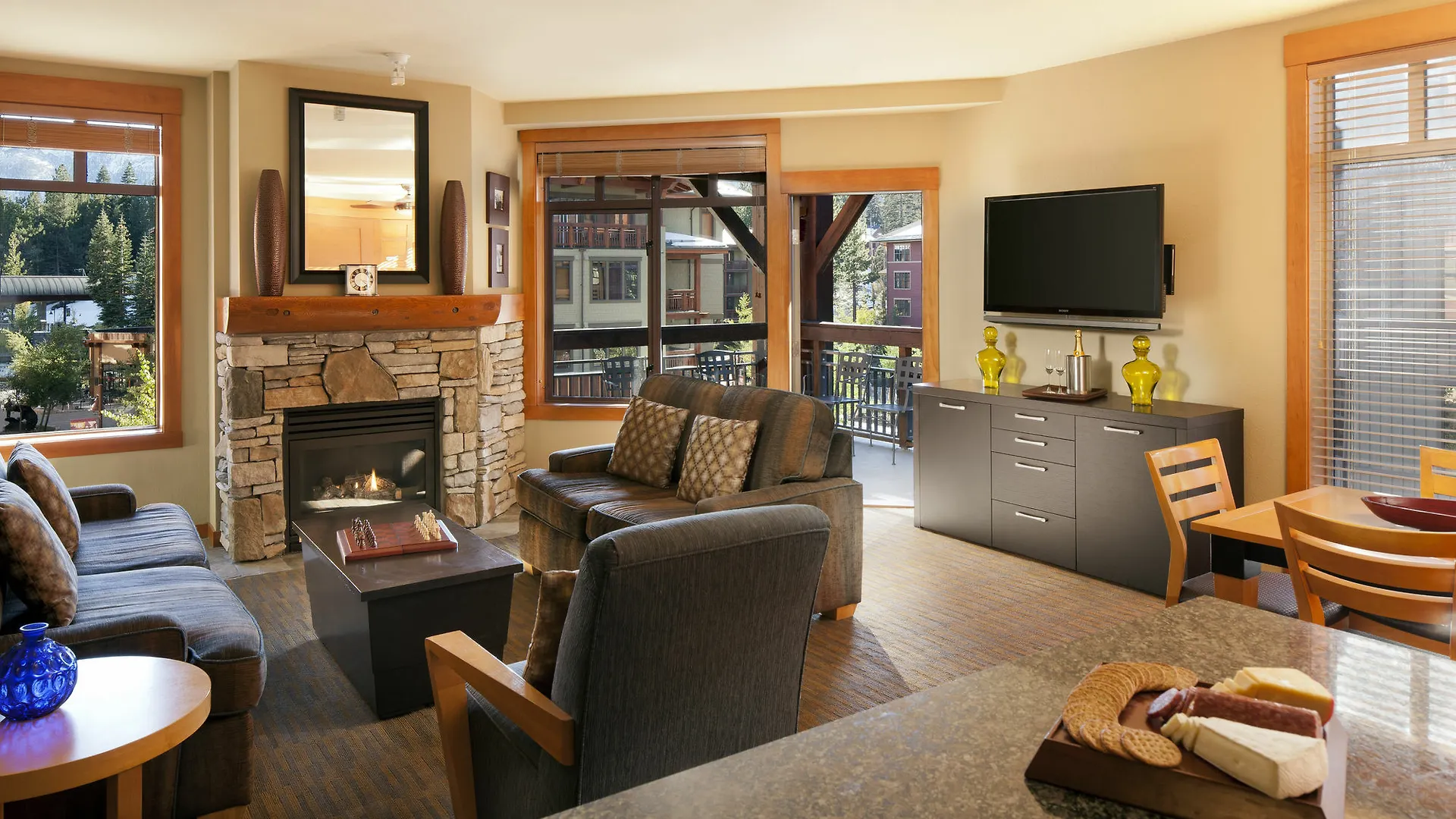 The Village Lodge Mammoth Lakes