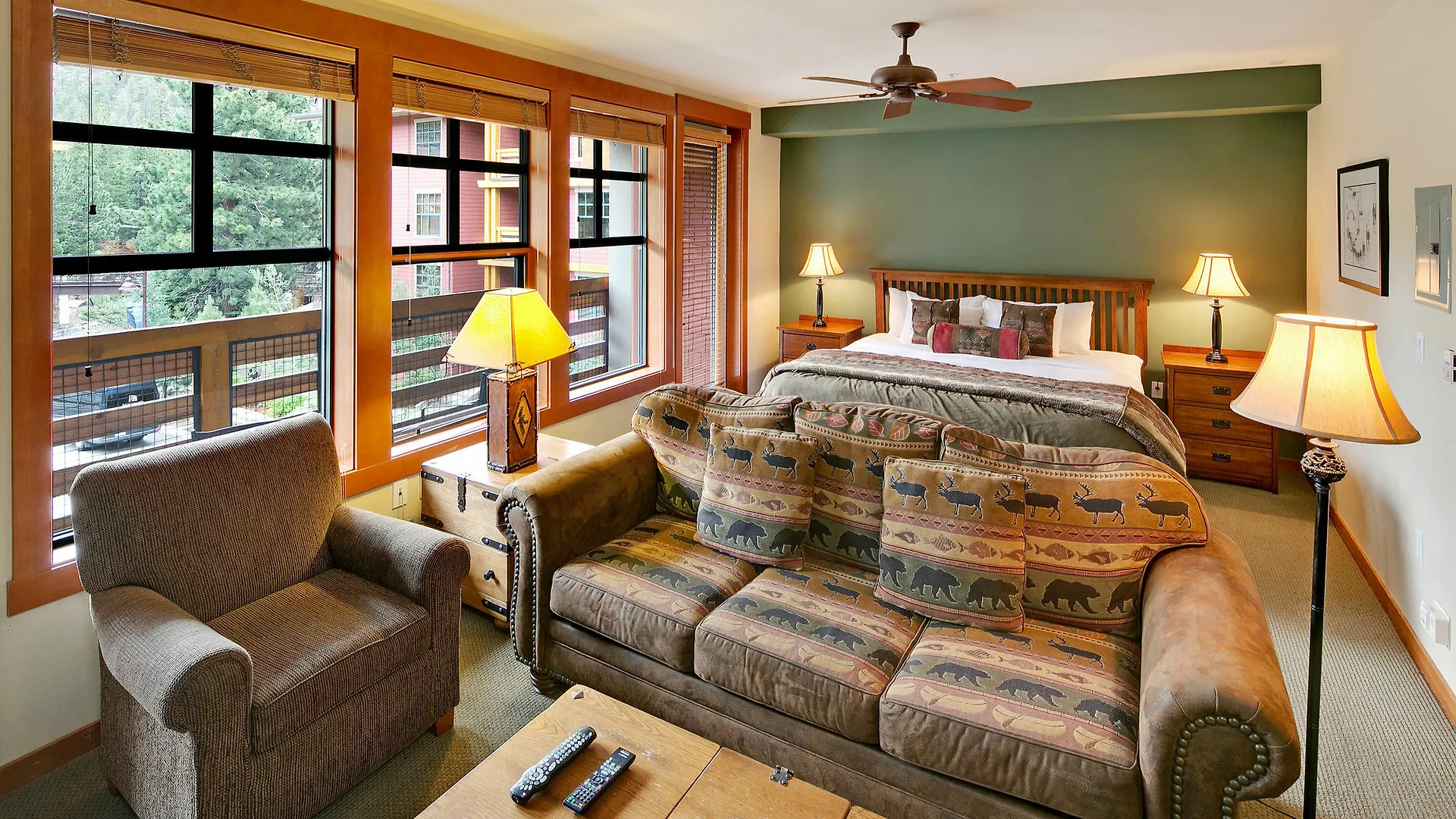 Resort The Village Lodge Mammoth Lakes
